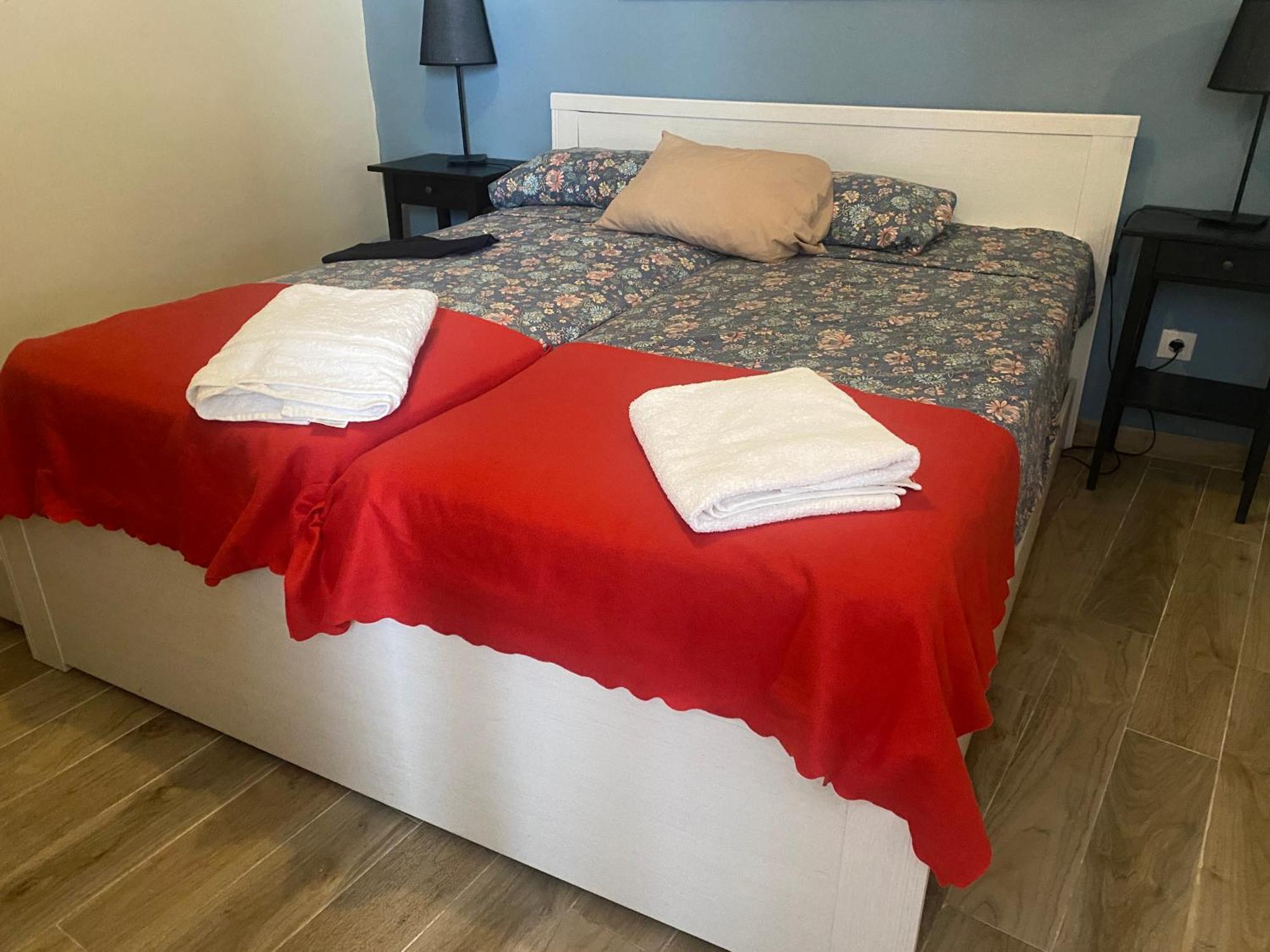 El Rincon Del Rey Apartment Torrejon del Rey Luaran gambar